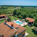 Hacienda Rosemary * Muntić