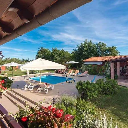 Holiday home Hacienda Rosemary *