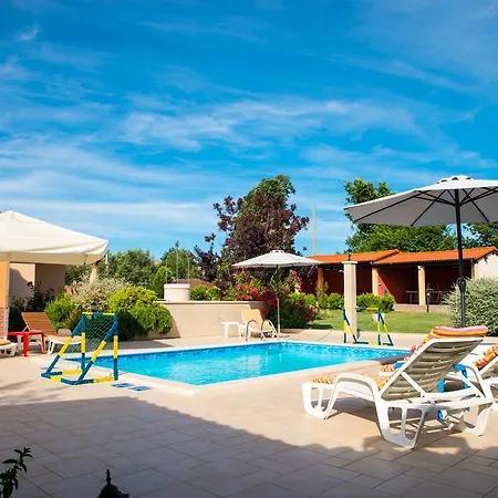 Hacienda Rosemary Holiday home