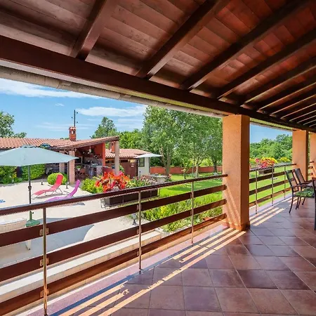 Hacienda Rosemary Holiday home *