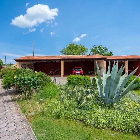 Hacienda Rosemary