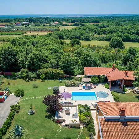 Hacienda Rosemary Holiday home *